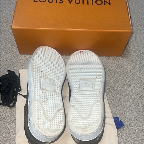 COPY - Louis Vuitton sneakers - Picture 2 of 5